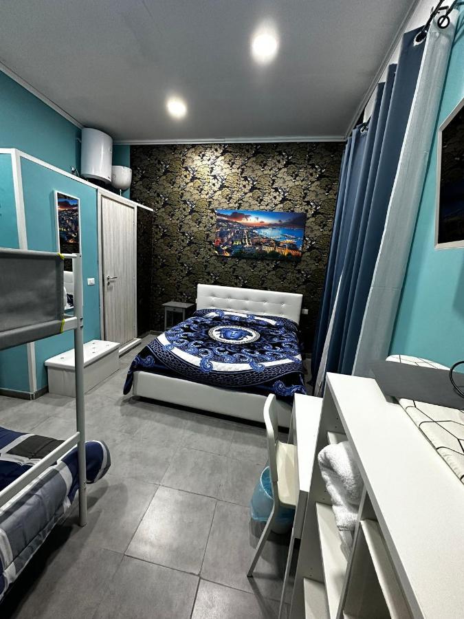B&B Spaccanapoli A Due Passi Da Via Tribunali Екстериор снимка