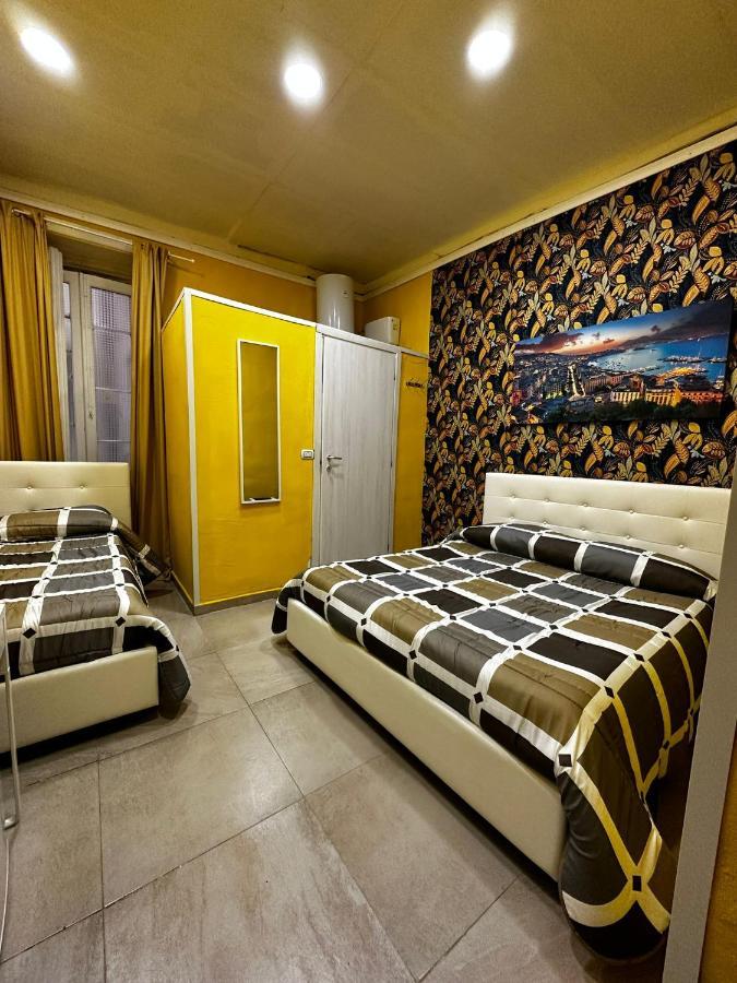 B&B Spaccanapoli A Due Passi Da Via Tribunali Екстериор снимка
