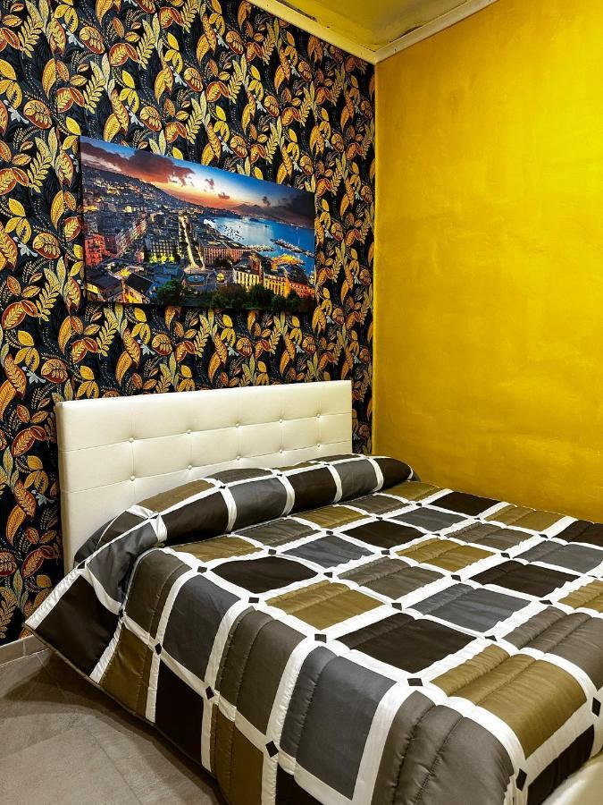 B&B Spaccanapoli A Due Passi Da Via Tribunali Екстериор снимка